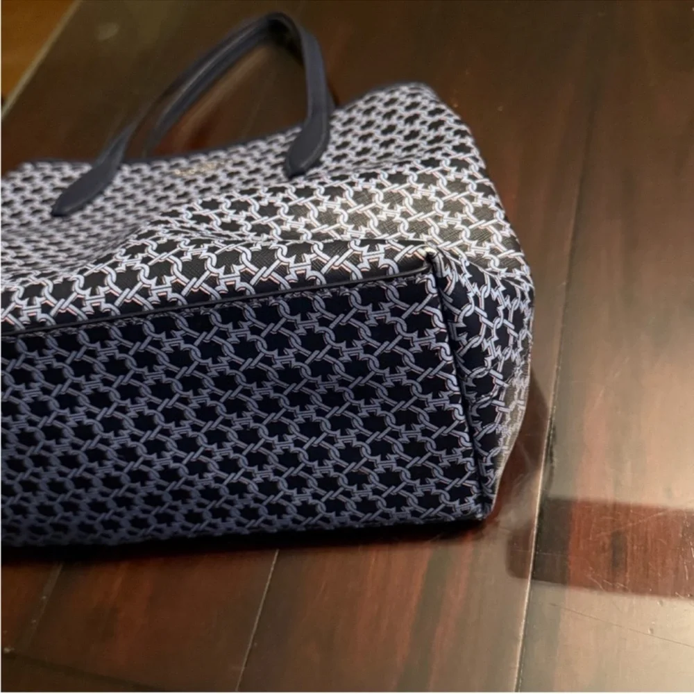 Kate Spade Navy and Black Geometric Tote - Picture 6 of 15